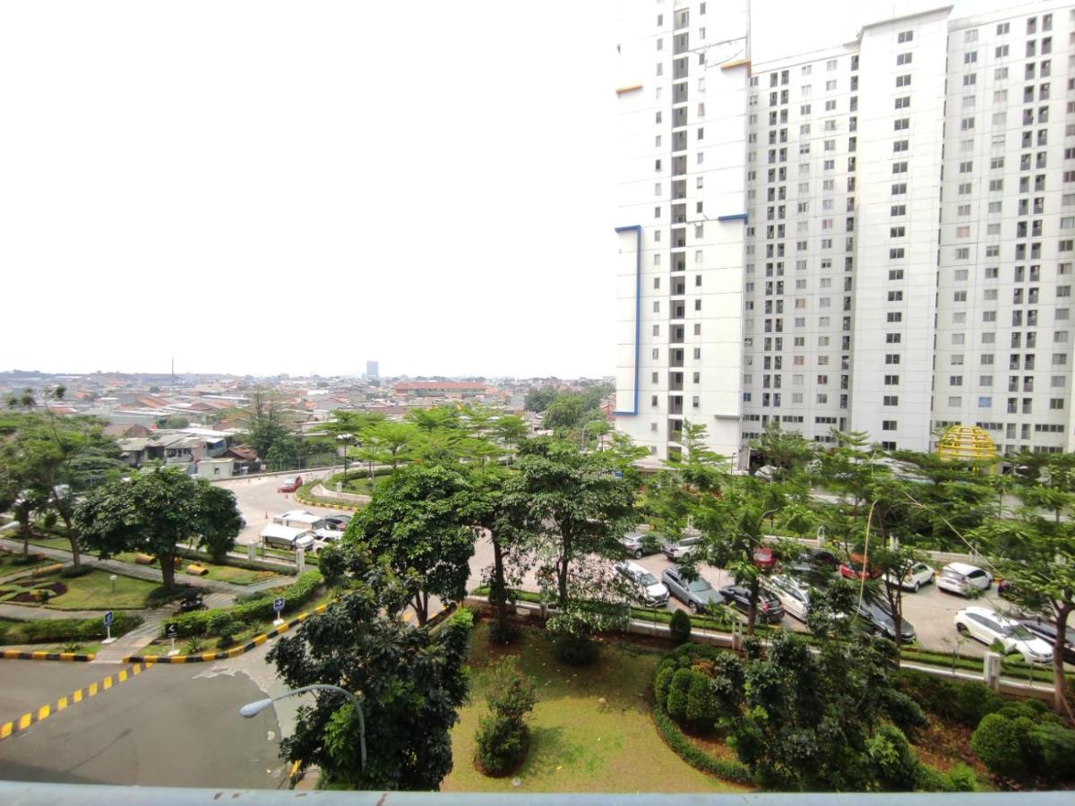 Apartemen Bassura City By Maezura Property Jakarta Buitenkant foto