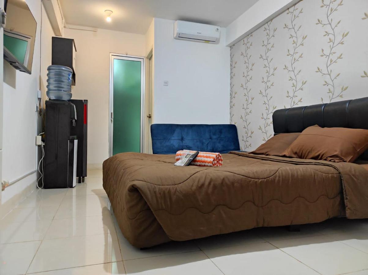 Apartemen Bassura City By Maezura Property Jakarta Buitenkant foto