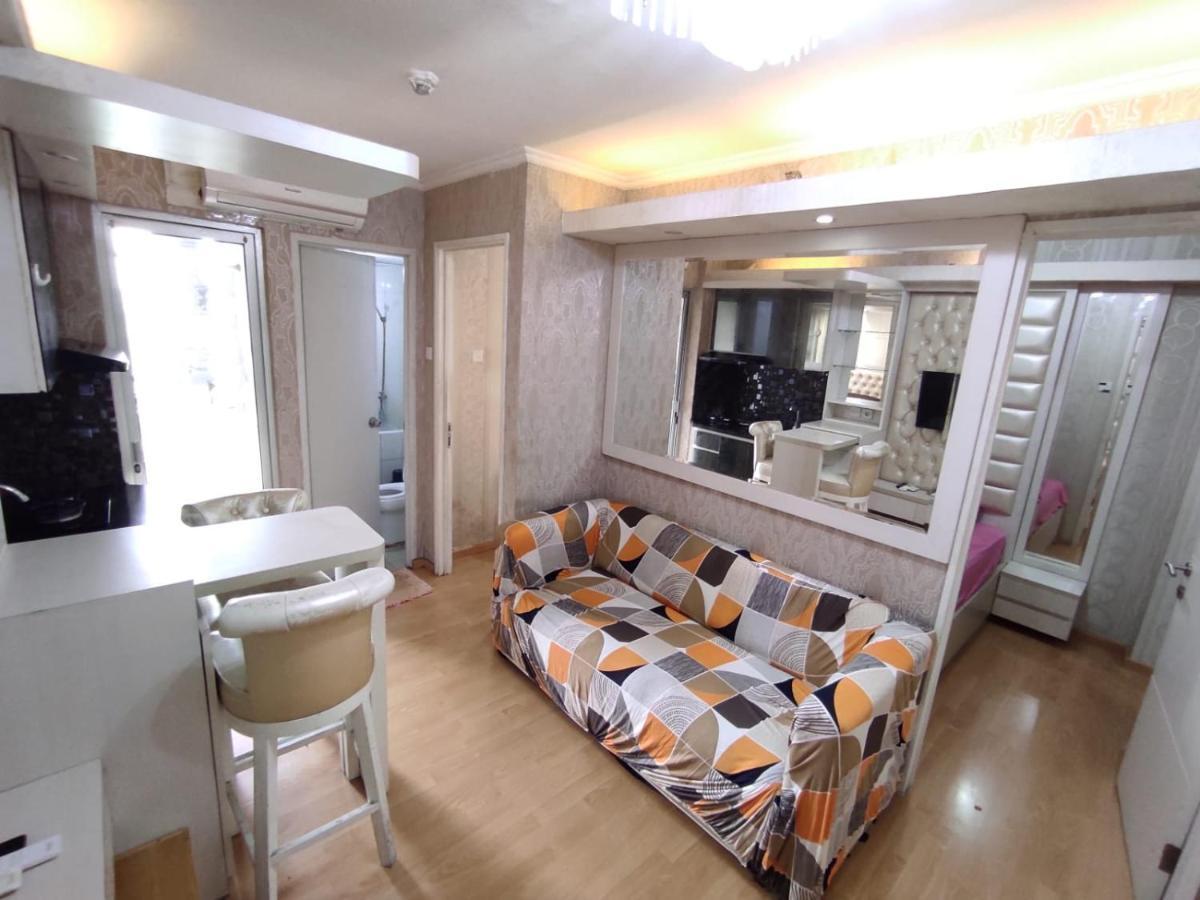 Apartemen Bassura City By Maezura Property Jakarta Buitenkant foto