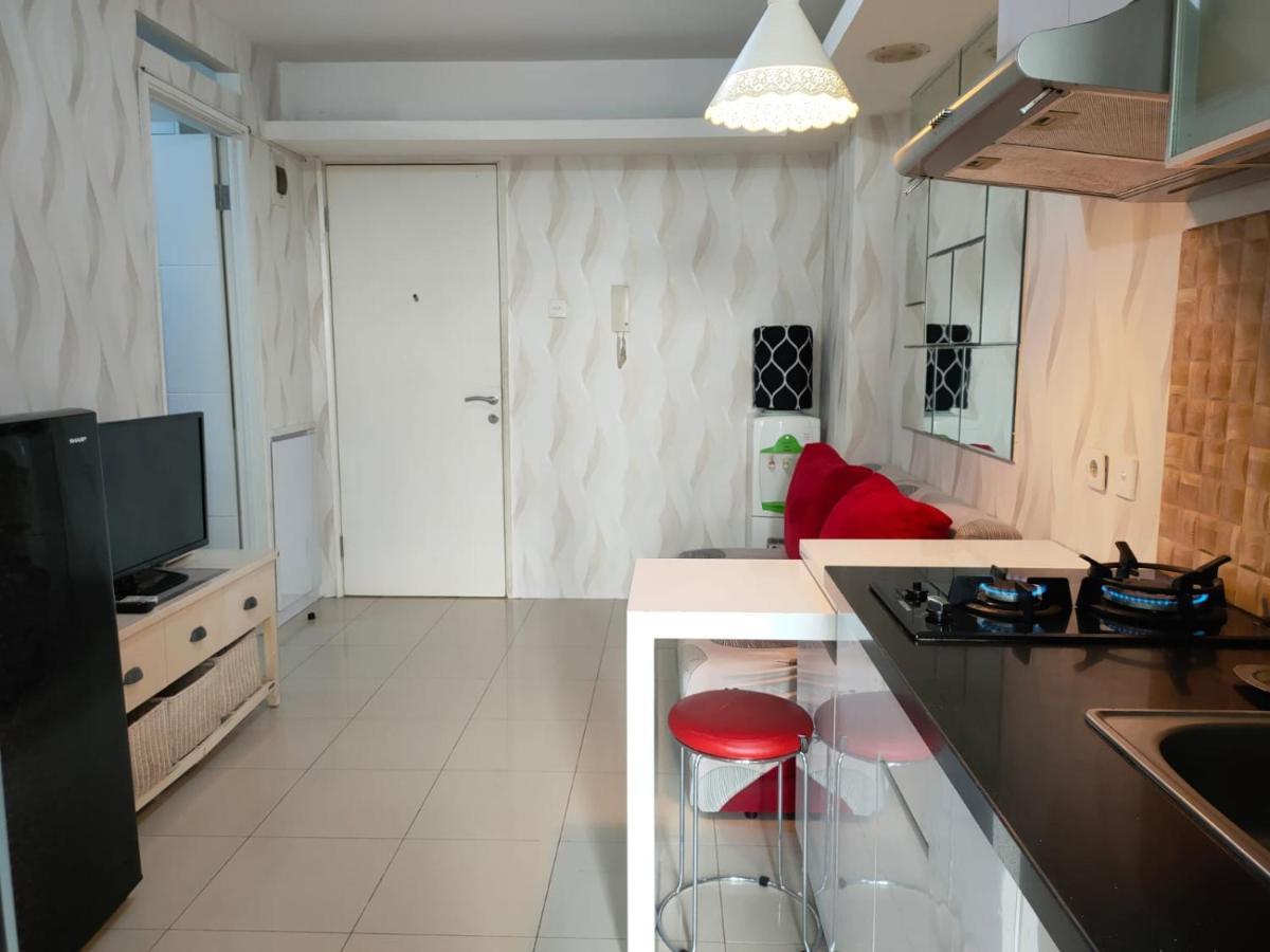Apartemen Bassura City By Maezura Property Jakarta Buitenkant foto