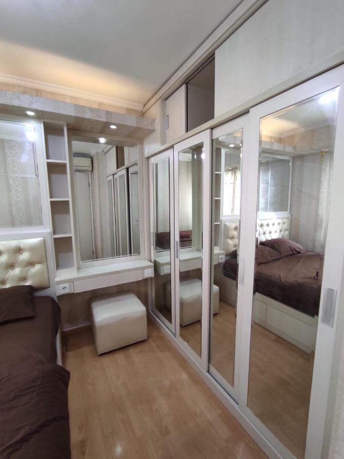 Apartemen Bassura City By Maezura Property Jakarta Buitenkant foto