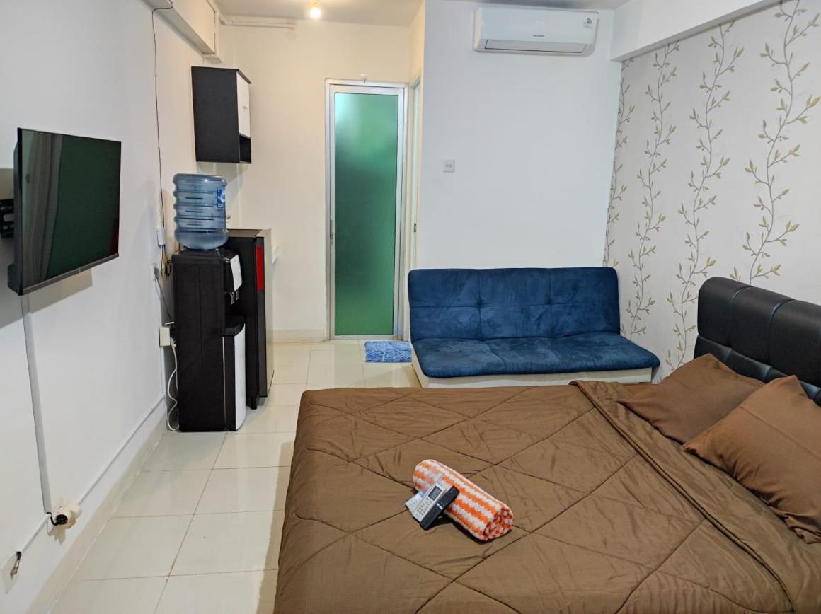 Apartemen Bassura City By Maezura Property Jakarta Buitenkant foto