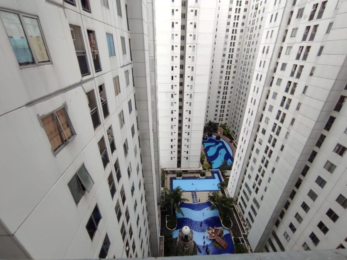 Apartemen Bassura City By Maezura Property Jakarta Buitenkant foto